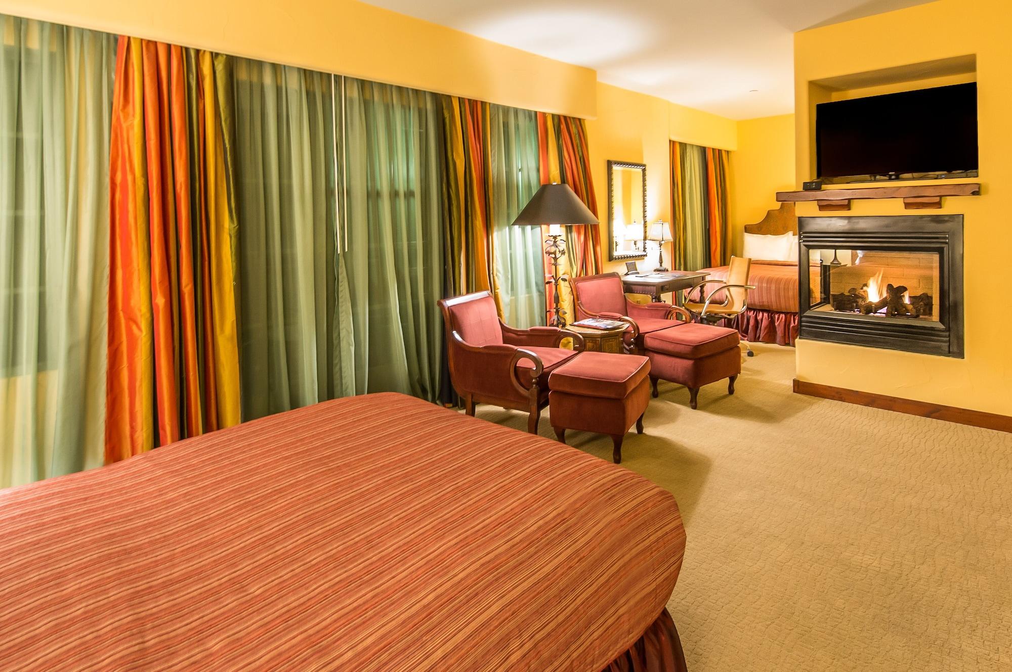 Hotel לוס גאטוס מראה חיצוני תמונה