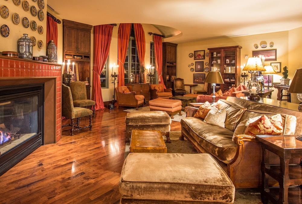 Hotel לוס גאטוס מראה חיצוני תמונה