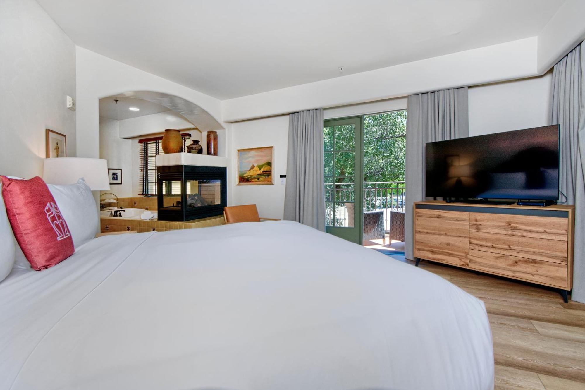 Hotel לוס גאטוס מראה חיצוני תמונה