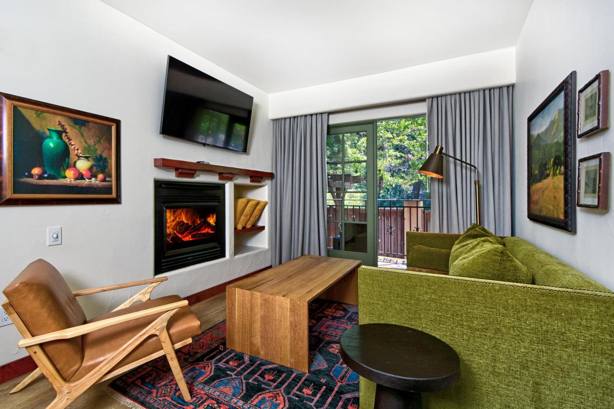 Hotel לוס גאטוס מראה חיצוני תמונה