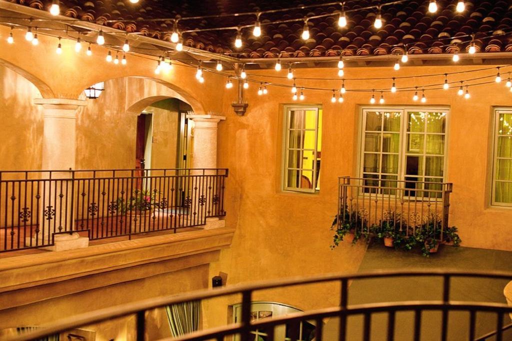 Hotel לוס גאטוס מראה חיצוני תמונה